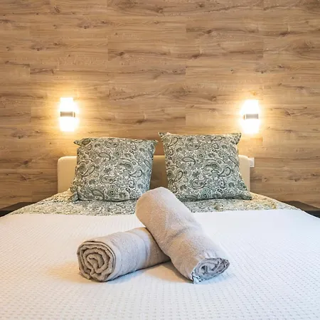 L'etape 4 - Center - Cathedral *